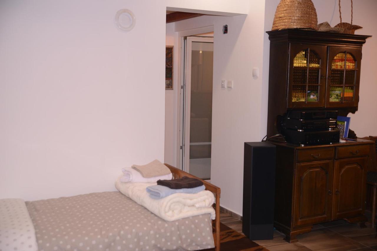 Vikend Kuca Maksimovic Villa Mataruska Banja Ngoại thất bức ảnh